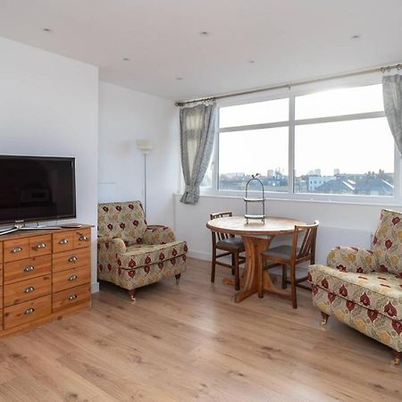 Guestready - Wonderful 2Br By Queen'S Park London Kültér fotó